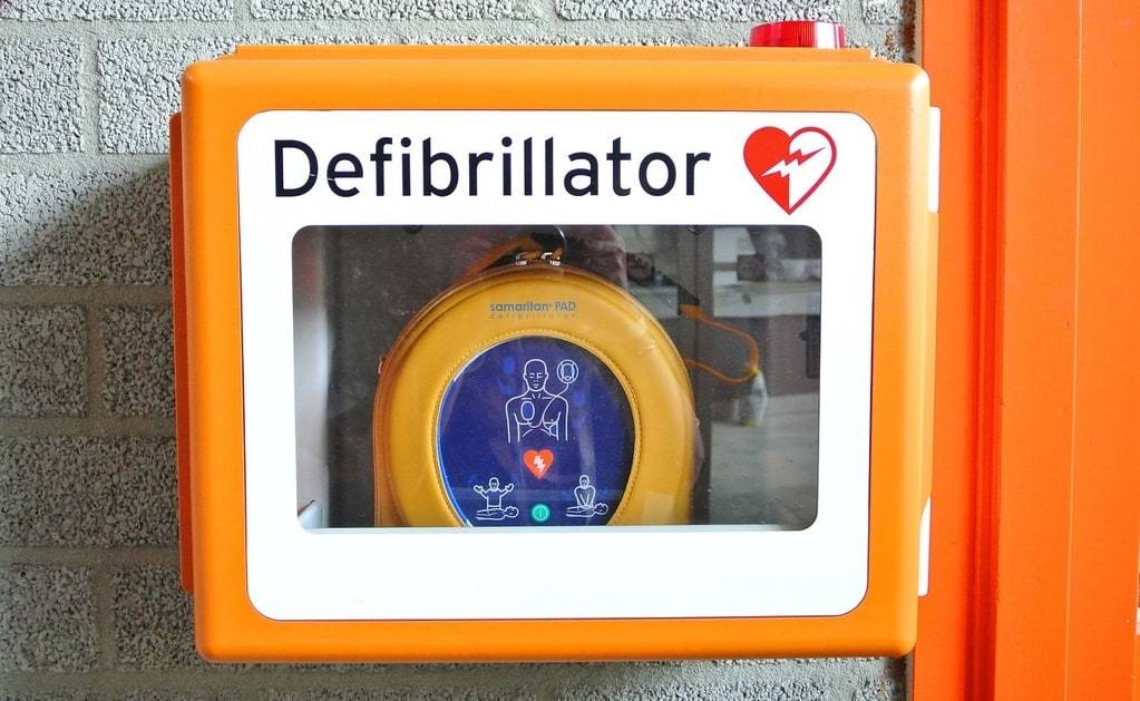 Ce qu'il faut savoir sur les défibrillateurs et leur utilisation